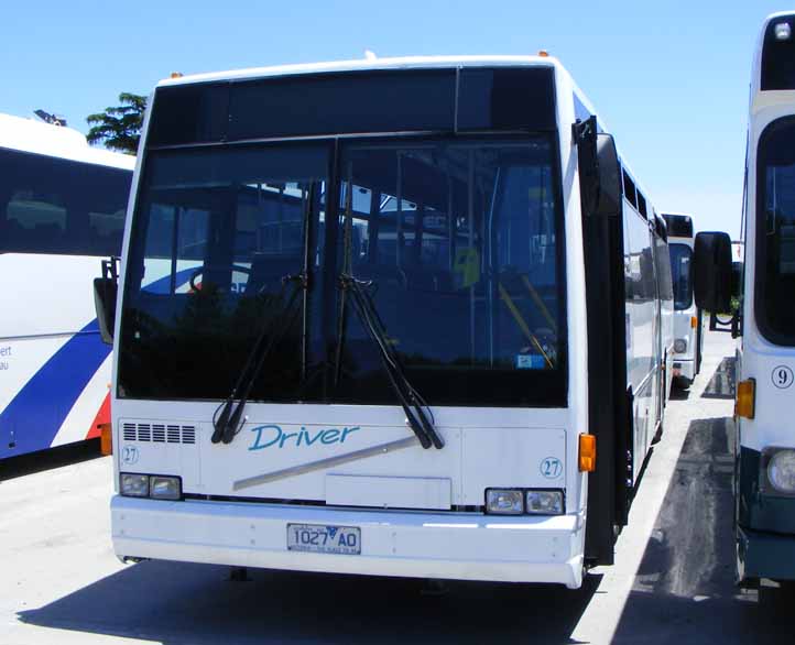 Driver Volvo B10B Austral Denning Metroliner 27